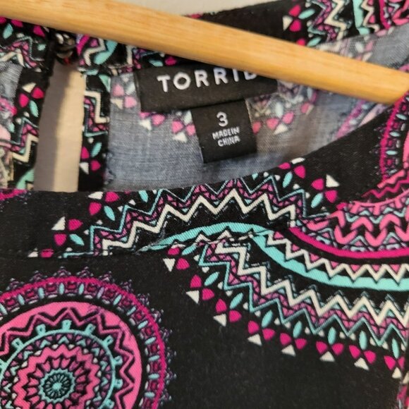 Torrid Black Mandala Medallion Print Hi Lo Dress Size 3X - Picture 4 of 11